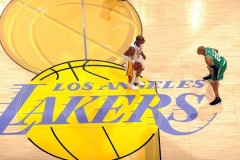 詹姆斯赵睿携手指导国青队：战术讨论共铸篮球辉煌