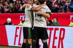 皇马首秀失利：阿隆索加盟引战术调整争议